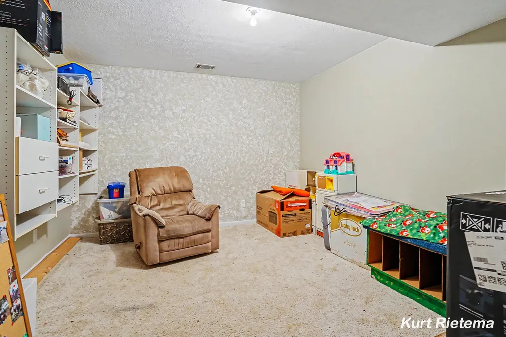 3459 44th Street Heath Township MI 49419