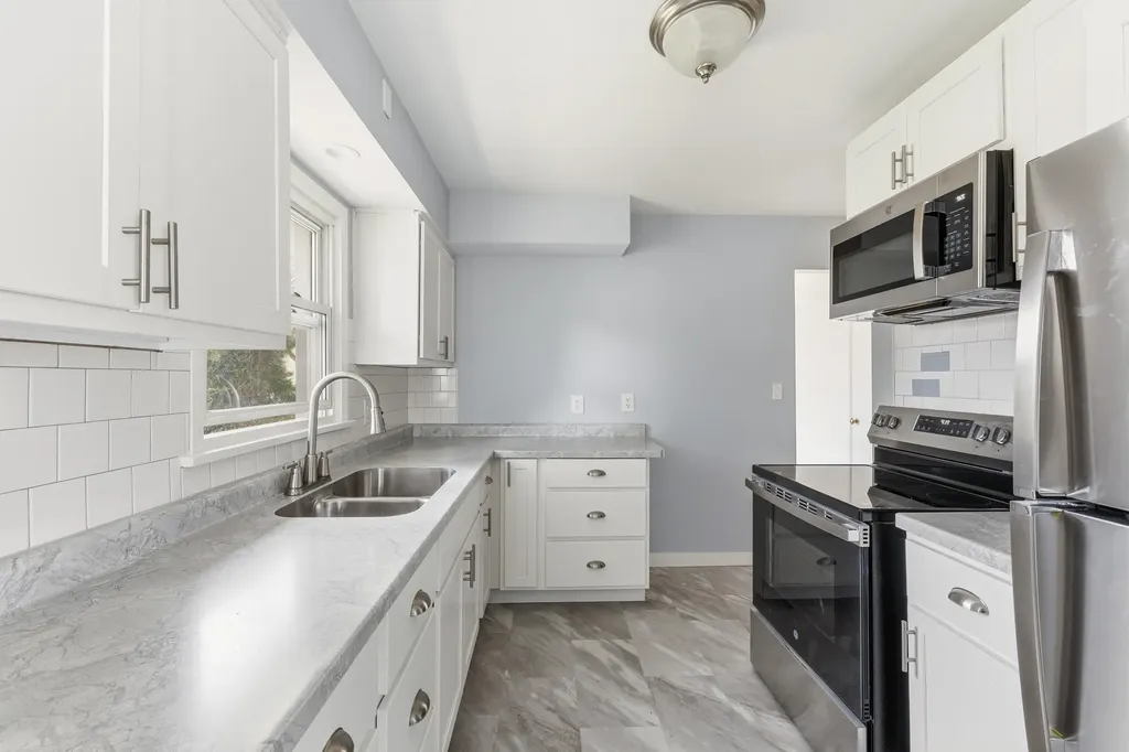 619 Fall Street Spring Lake Village MI 49456
