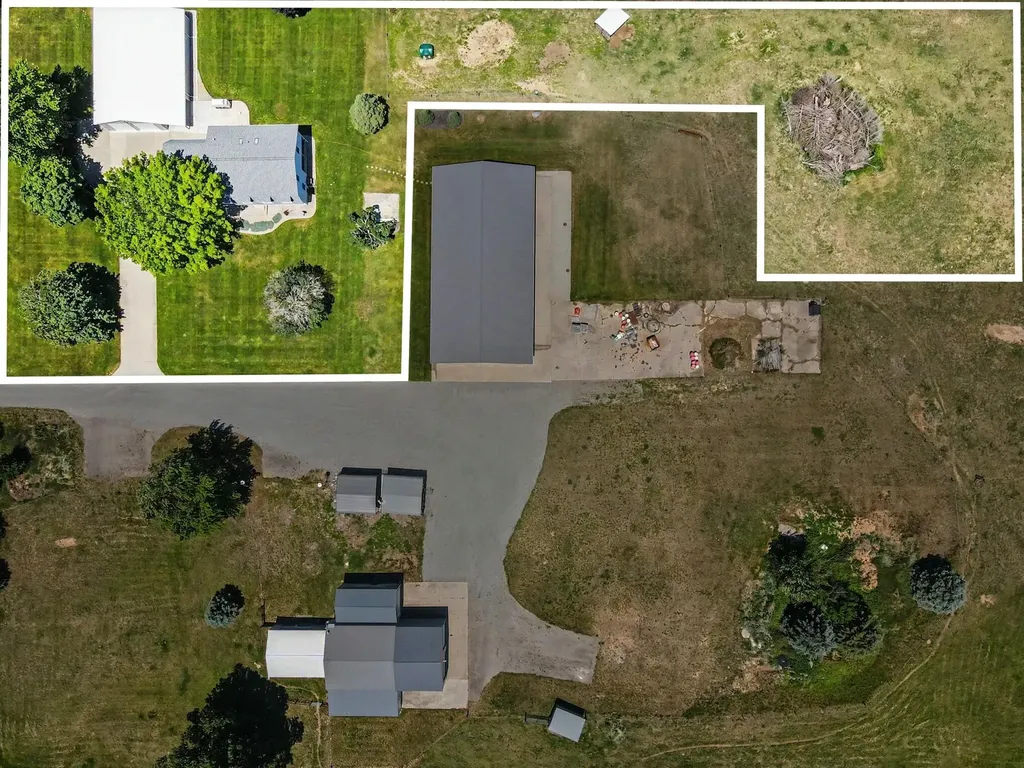 3459 44th Street Heath Township MI 49419