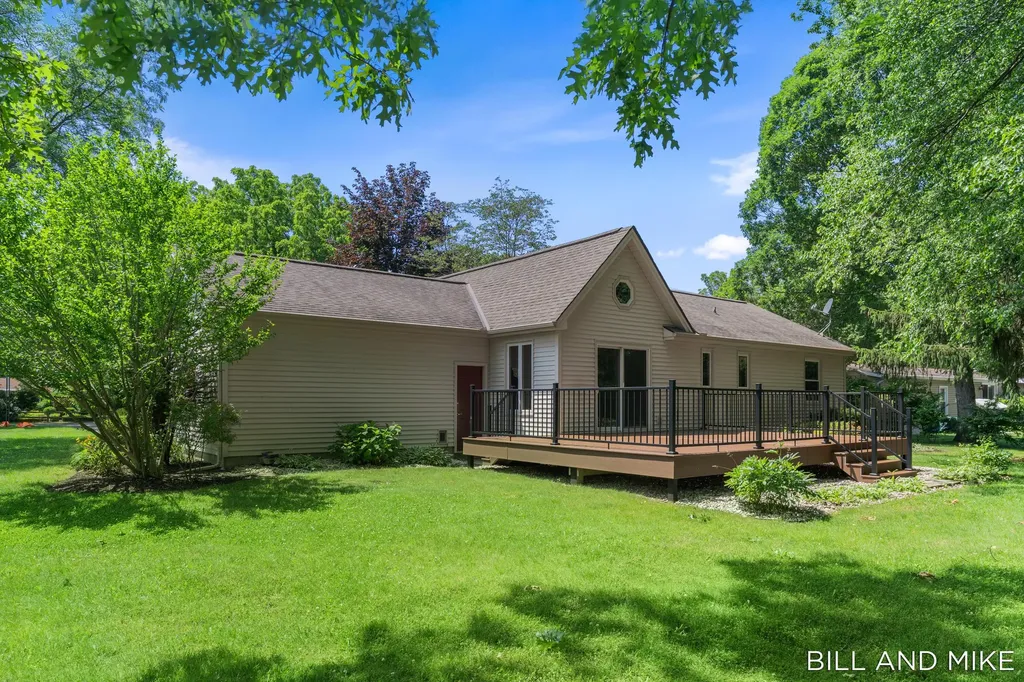 3517 64th Street Saugatuck Township MI 49453