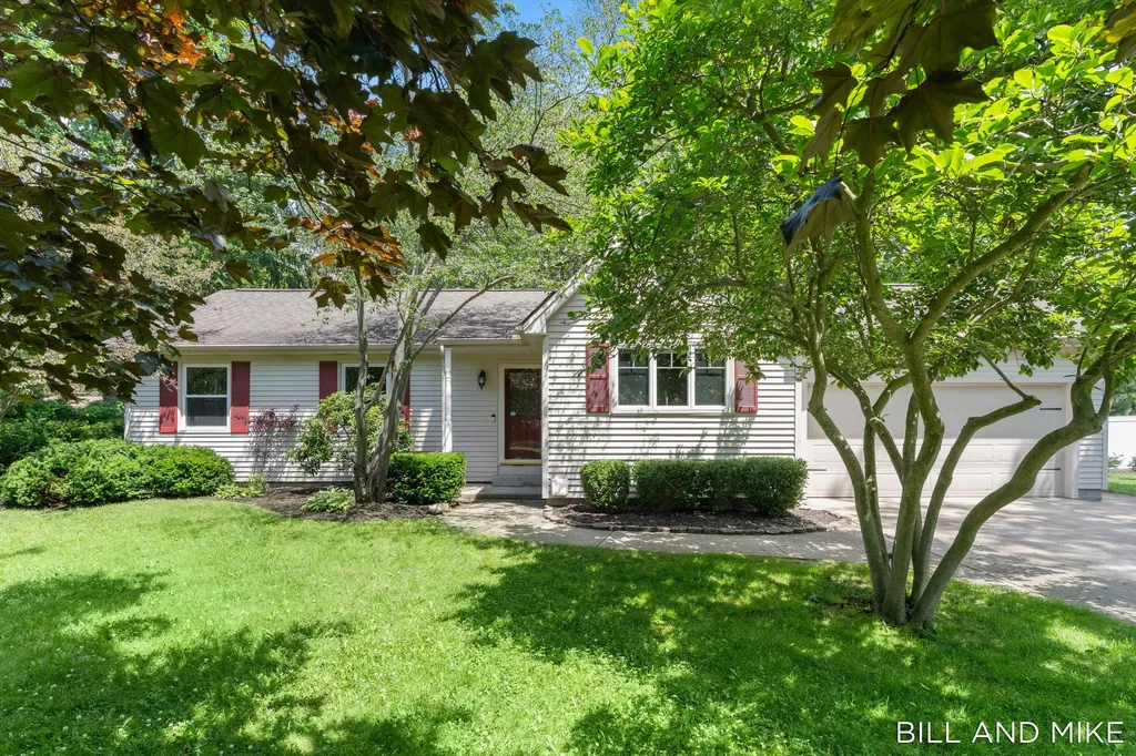 3517 64th Street Saugatuck Township MI 49453