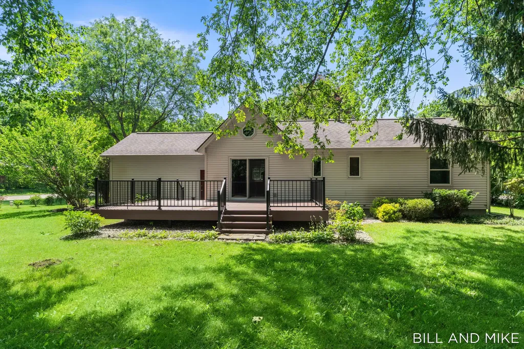 3517 64th Street Saugatuck Township MI 49453