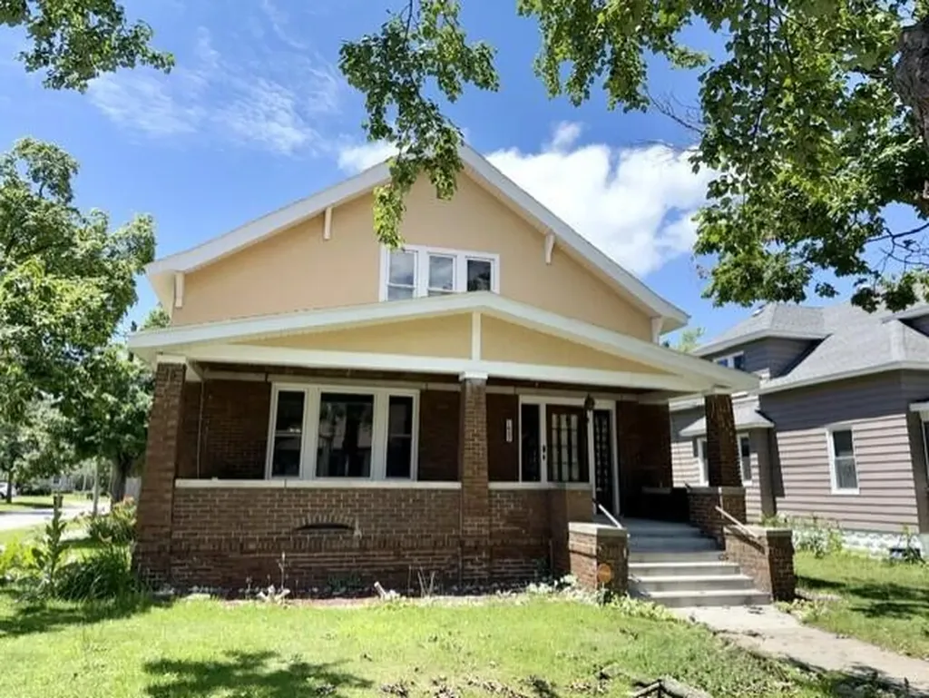 1607 6th Street Muskegon City MI 49441