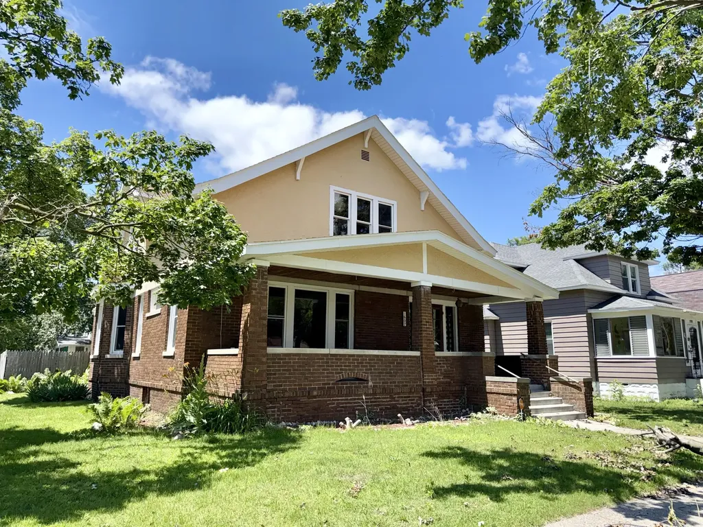 1607 6th Street Muskegon City MI 49441