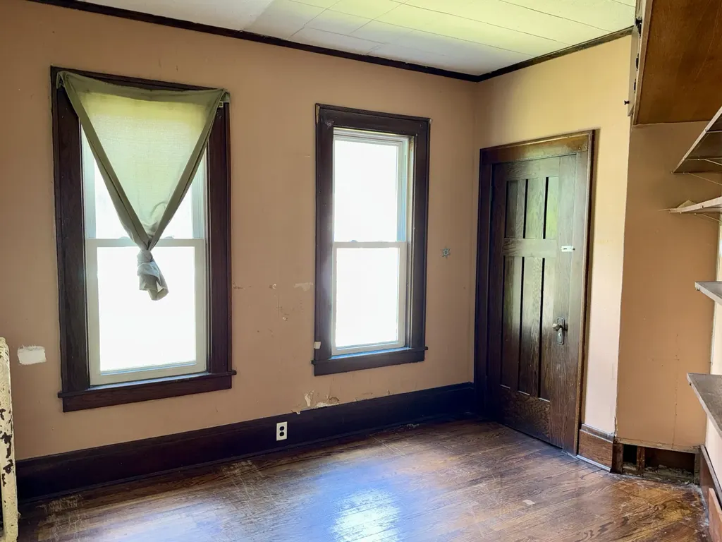 1607 6th Street Muskegon City MI 49441