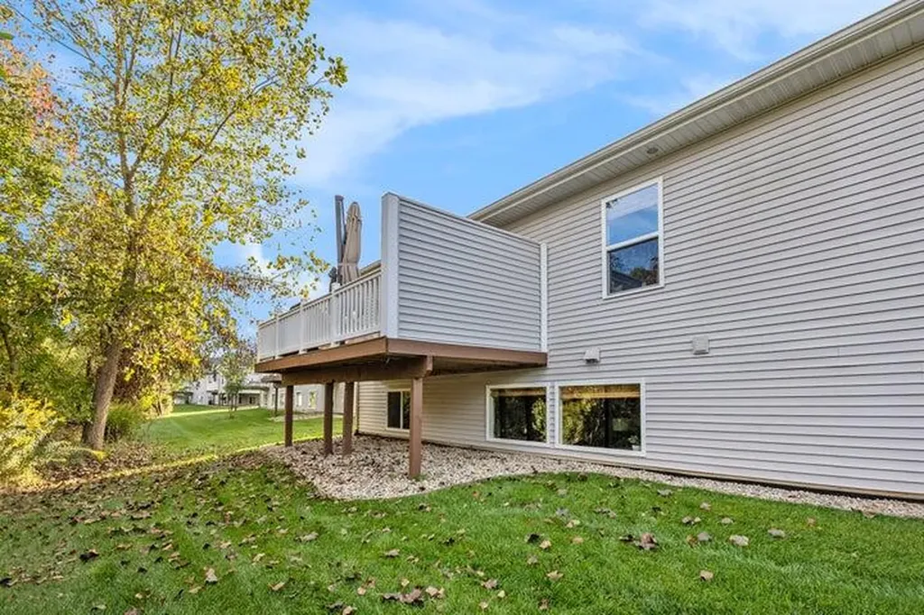 194 Hickory Valley Drive Oshtemo Charter Township MI 49009