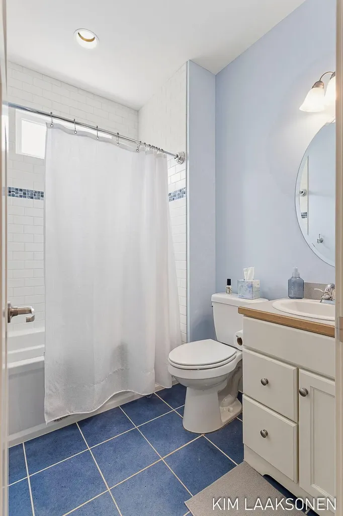 349 Parkside Lane Unknown City MI 49406