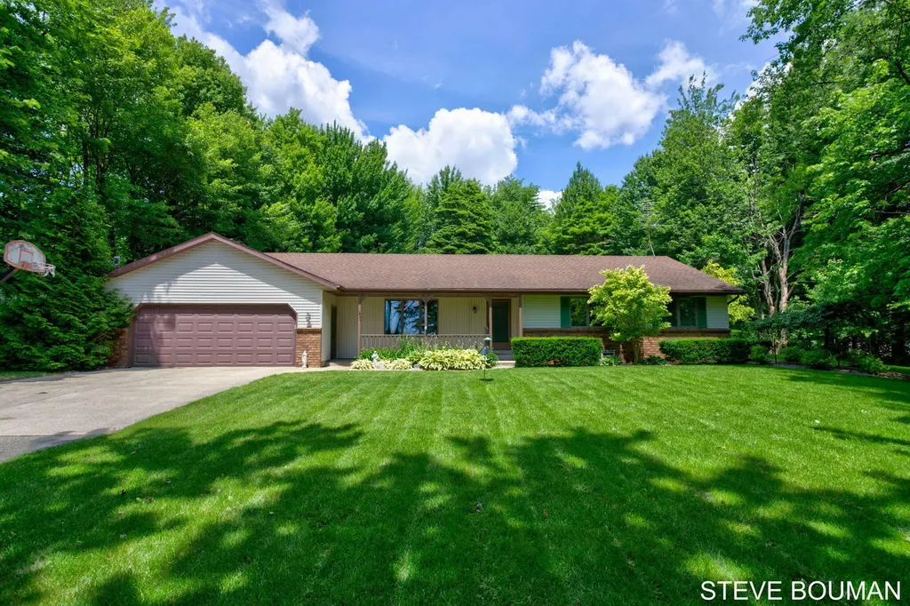 5915 141st Avenue Fillmore Township MI 49423
