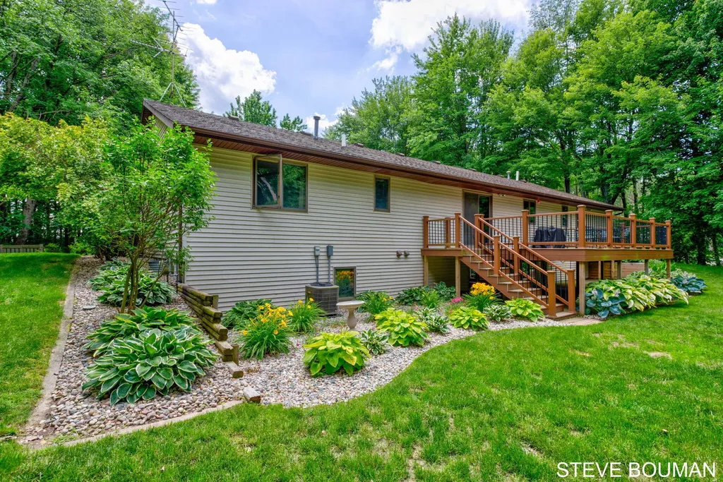 5915 141st Avenue Fillmore Township MI 49423