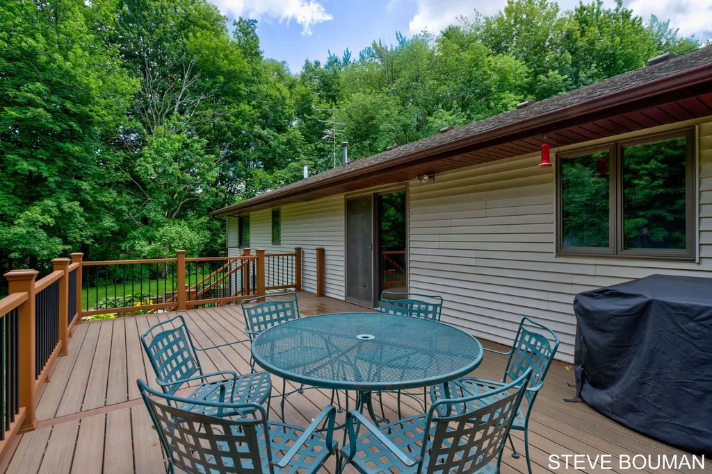 5915 141st Avenue Fillmore Township MI 49423