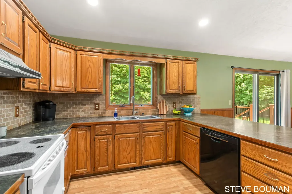 5915 141st Avenue Fillmore Township MI 49423