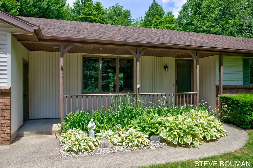 5915 141st Avenue Fillmore Township MI 49423