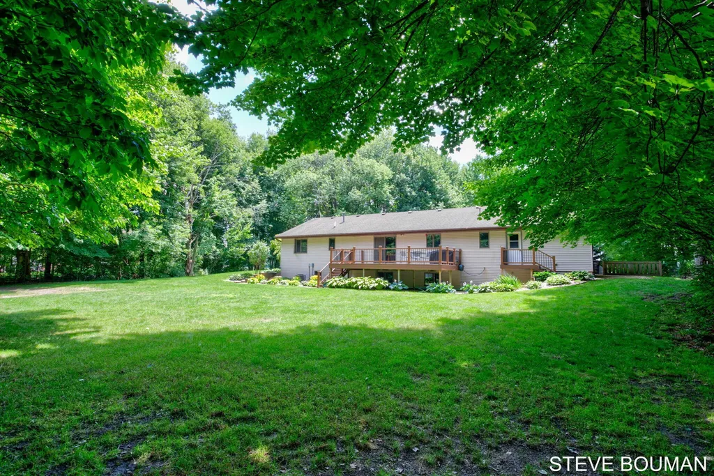 5915 141st Avenue Fillmore Township MI 49423