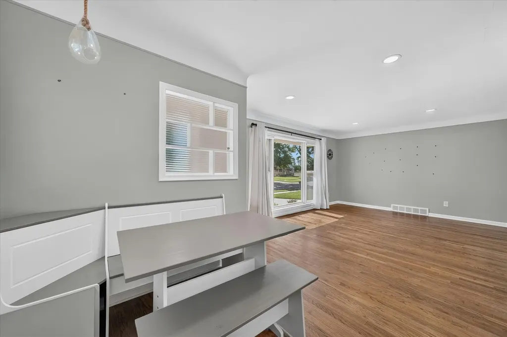 6796 Norwood Avenue Allen Park City MI 48101