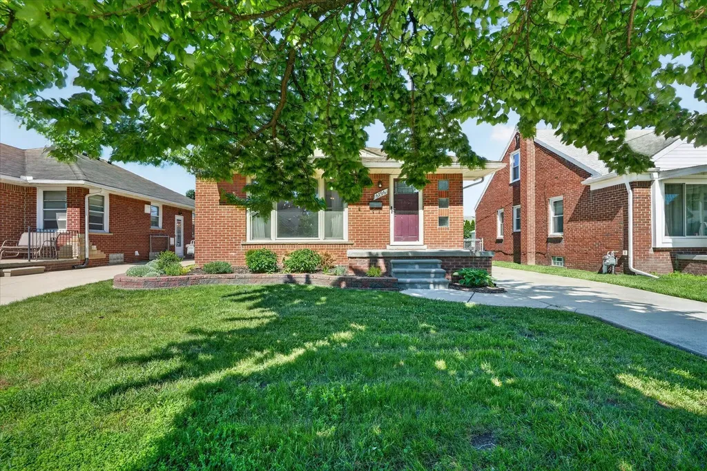 6796 Norwood Avenue Allen Park City MI 48101