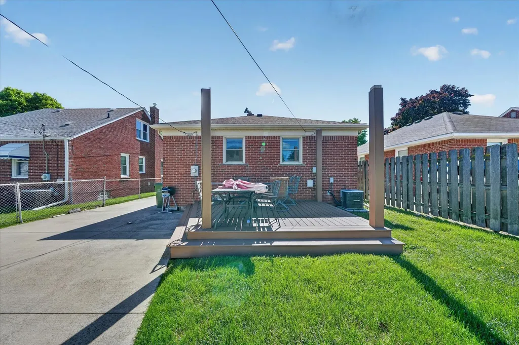 6796 Norwood Avenue Allen Park City MI 48101
