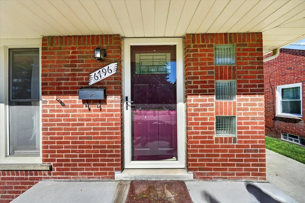 6796 Norwood Avenue Allen Park City MI 48101