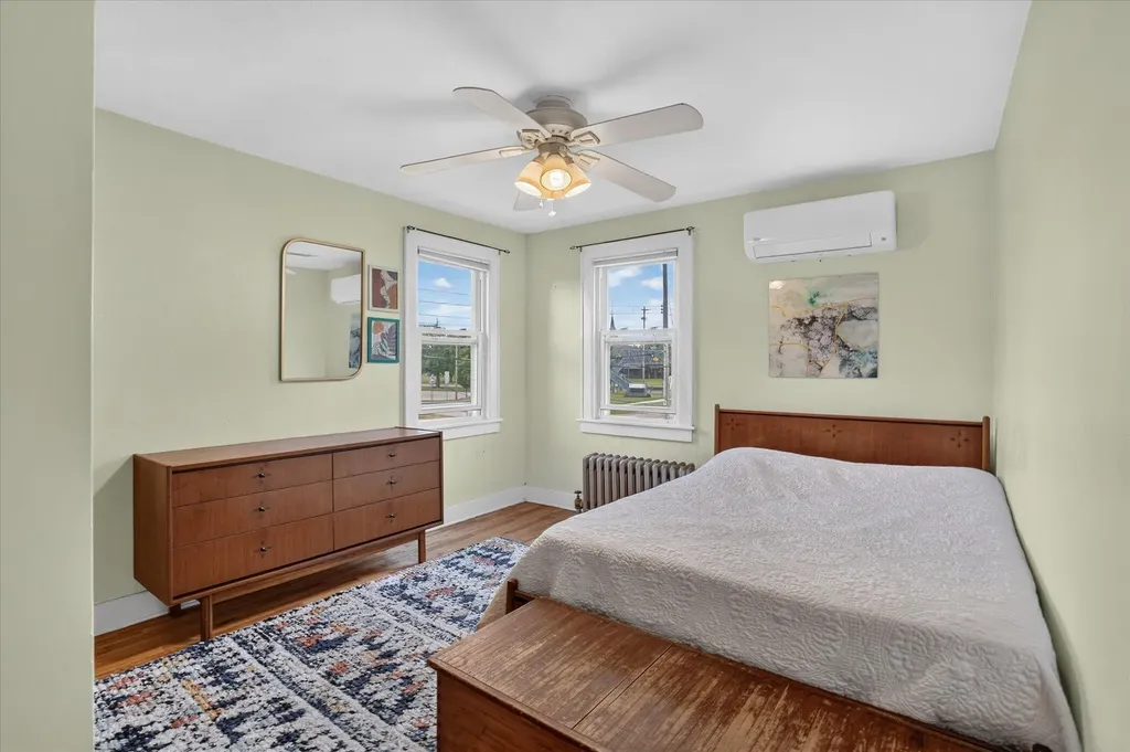 814 N Fairview Avenue Lansing City MI 48912