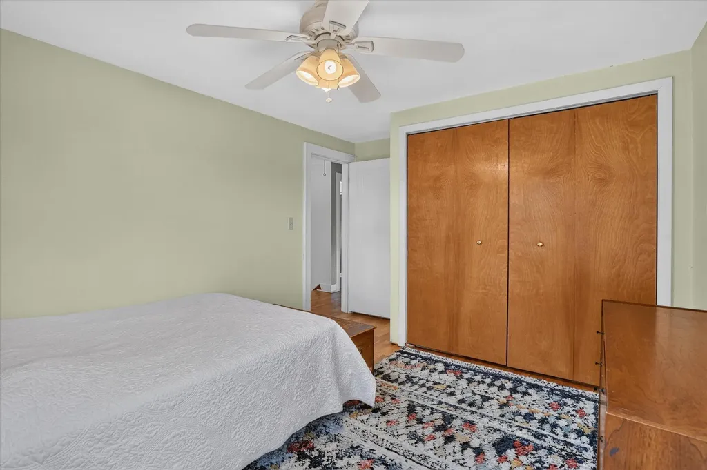 814 N Fairview Avenue Lansing City MI 48912
