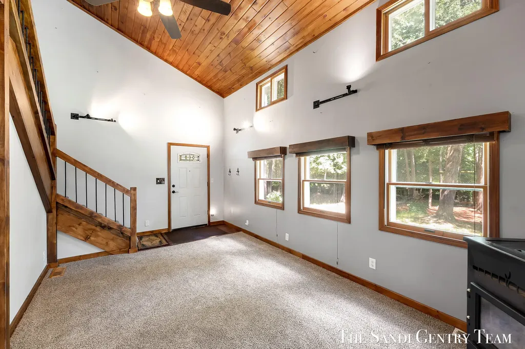 1360 E Bigelow Creek Trail Brooks Township MI 49337