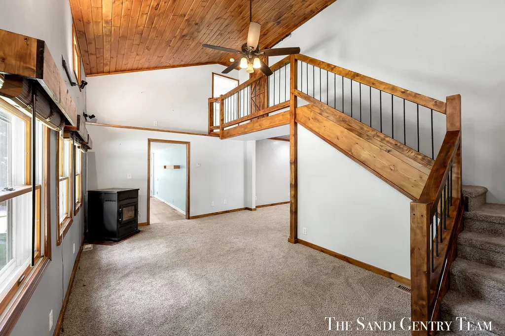 1360 E Bigelow Creek Trail Brooks Township MI 49337