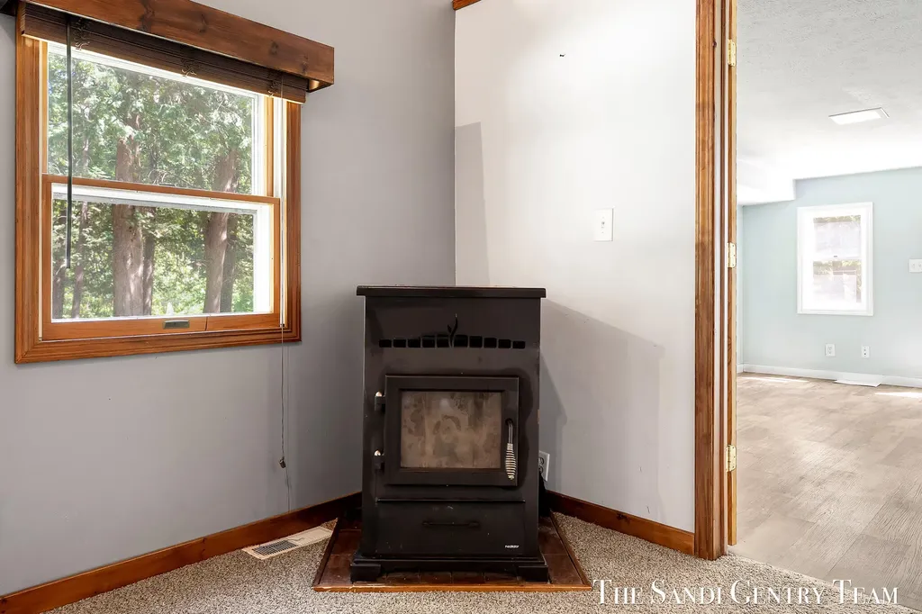 1360 E Bigelow Creek Trail Brooks Township MI 49337