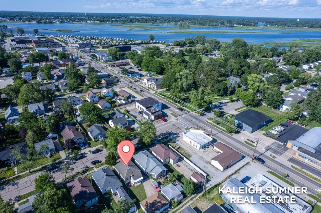 1440 Pennoyer Avenue Grand Haven City MI 49417