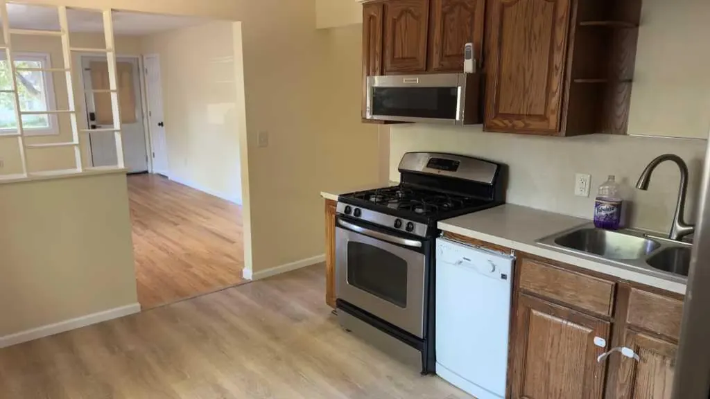 3902 Oriole Avenue SW Wyoming City MI 49509