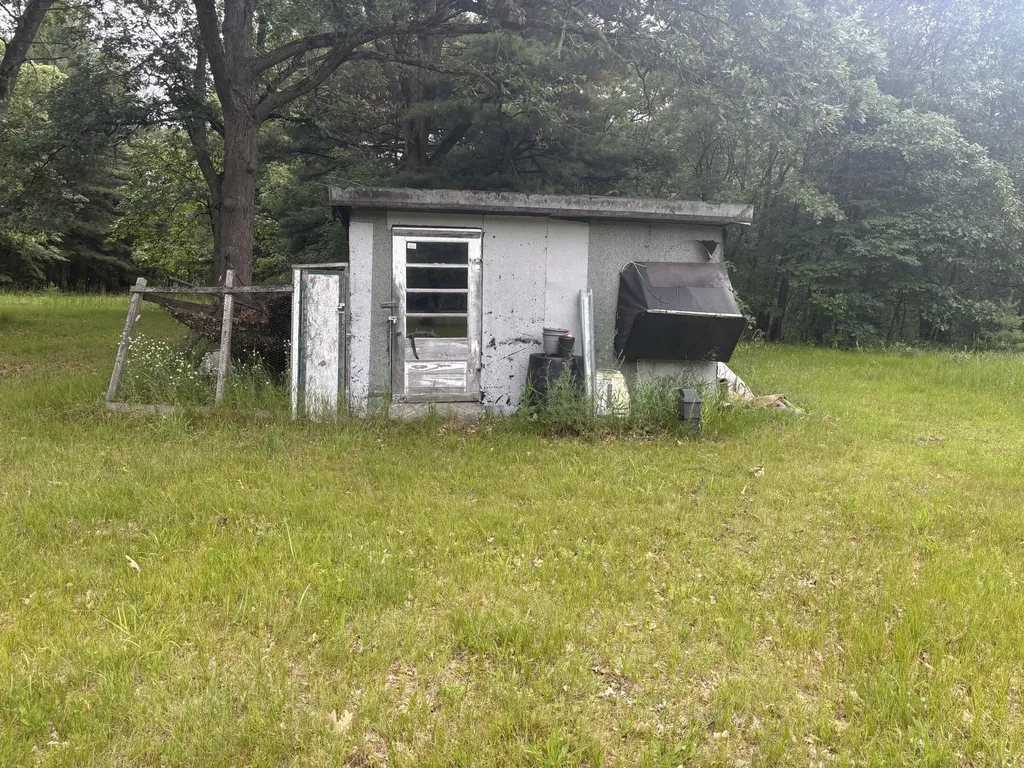 1473 Chatterson Road Egelston Township MI 49442