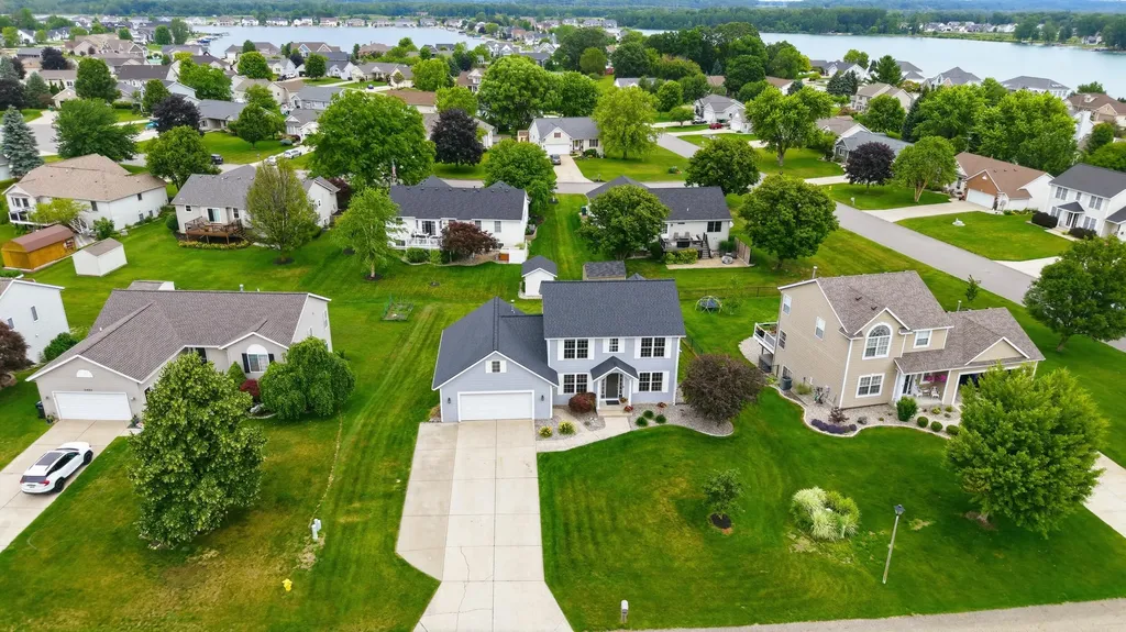 2485 Willow Ridge Drive Georgetown Charter Township MI 49428