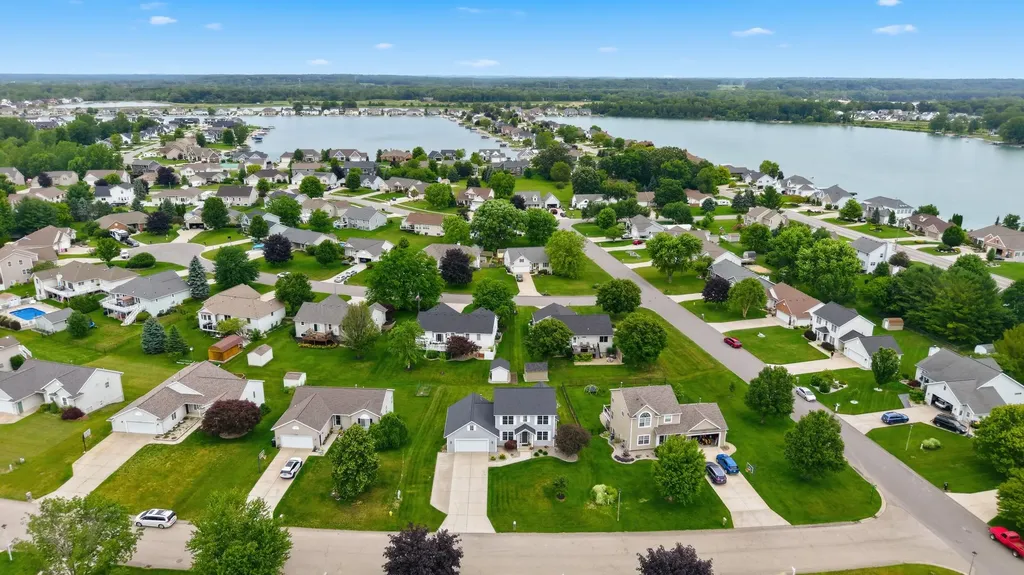 2485 Willow Ridge Drive Georgetown Charter Township MI 49428