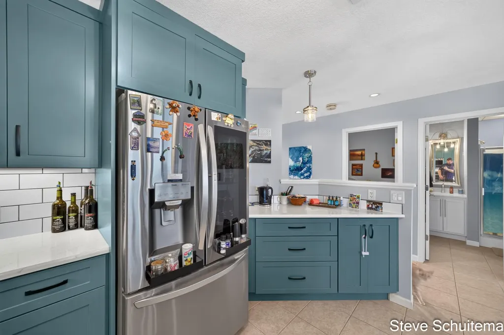 2964 Lakeshore Drive Muskegon City MI 49441