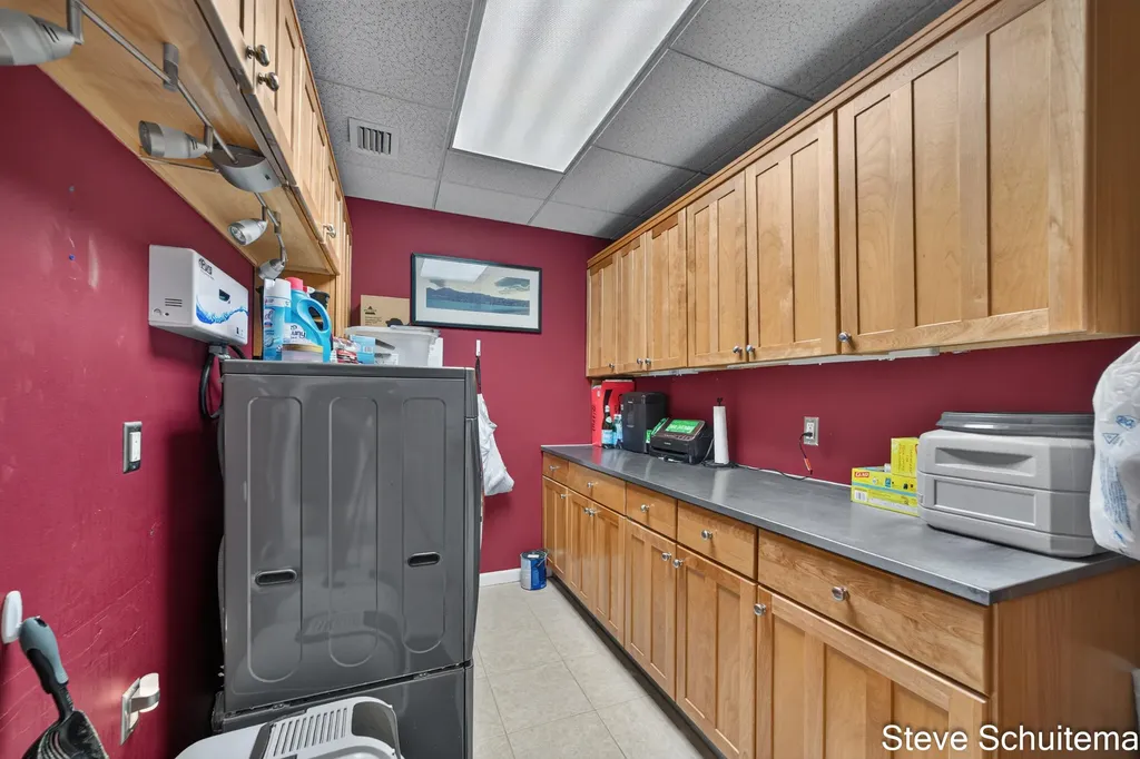 2964 Lakeshore Drive Muskegon City MI 49441