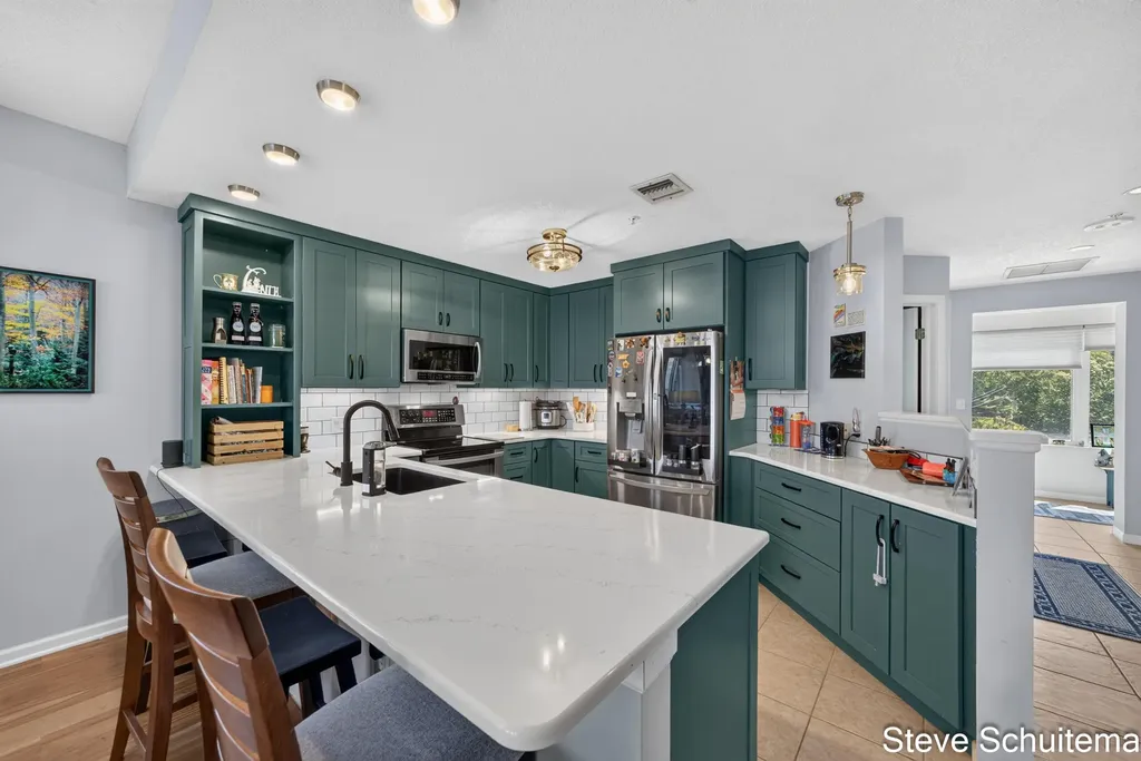 2964 Lakeshore Drive Muskegon City MI 49441