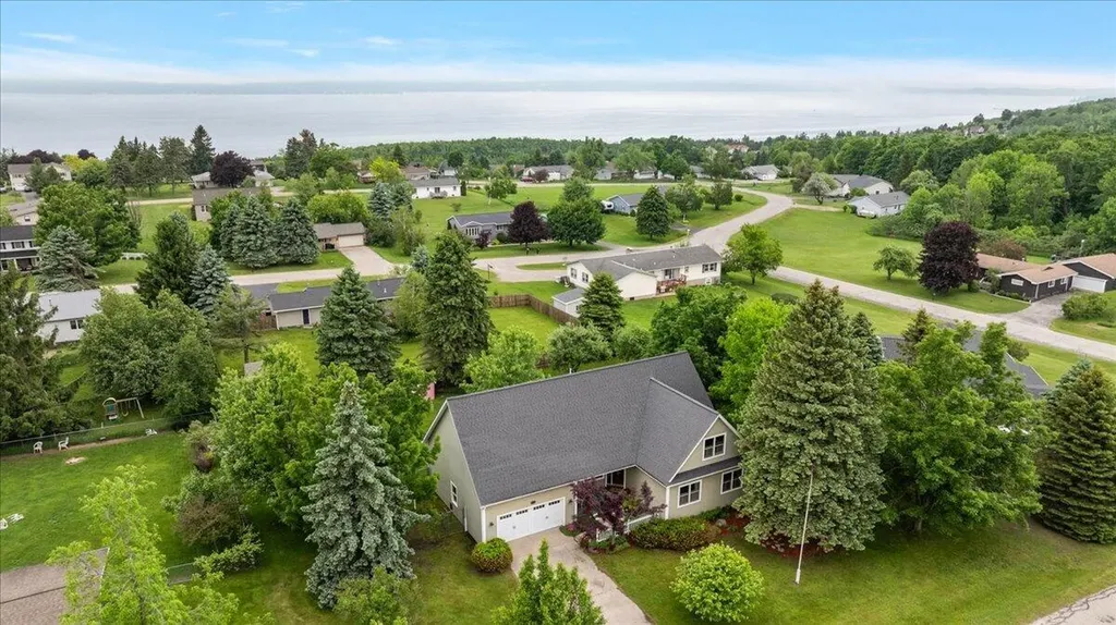 3162 Greenfield Drive Resort Township MI 49770