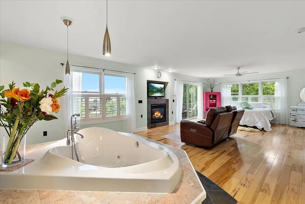 3162 Greenfield Drive Resort Township MI 49770