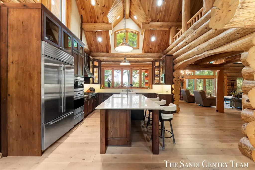 18131 N Fruitport Road Spring Lake Township MI 49456