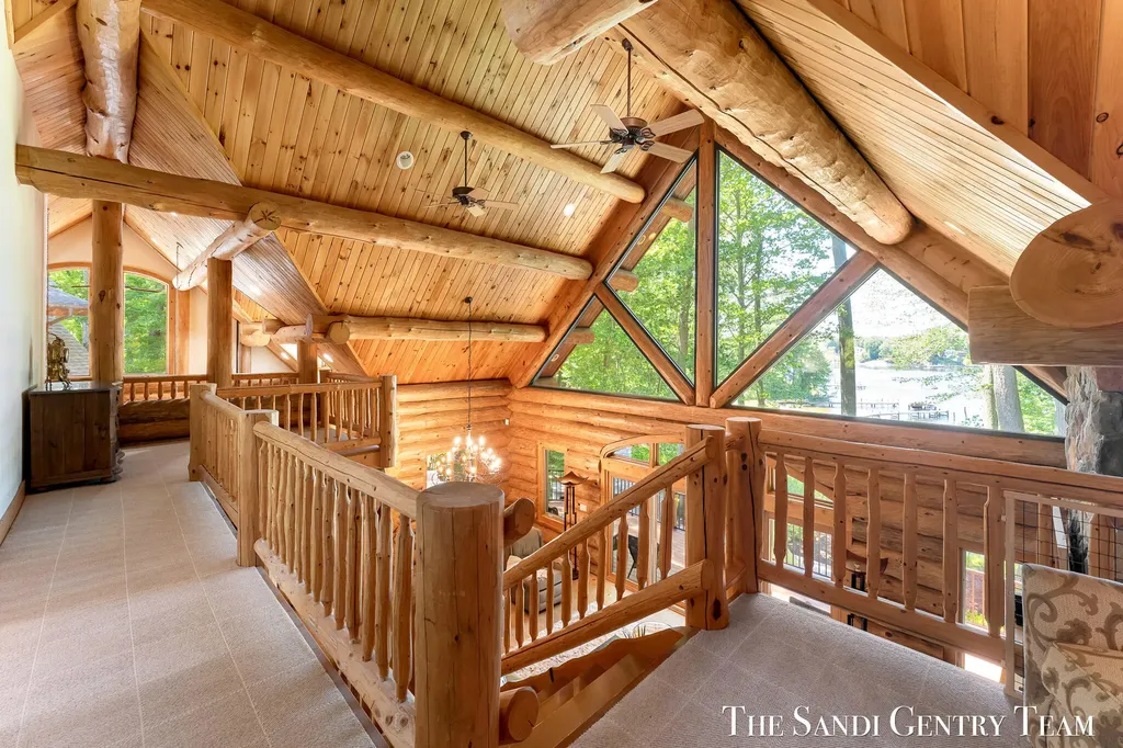 18131 N Fruitport Road Spring Lake Township MI 49456