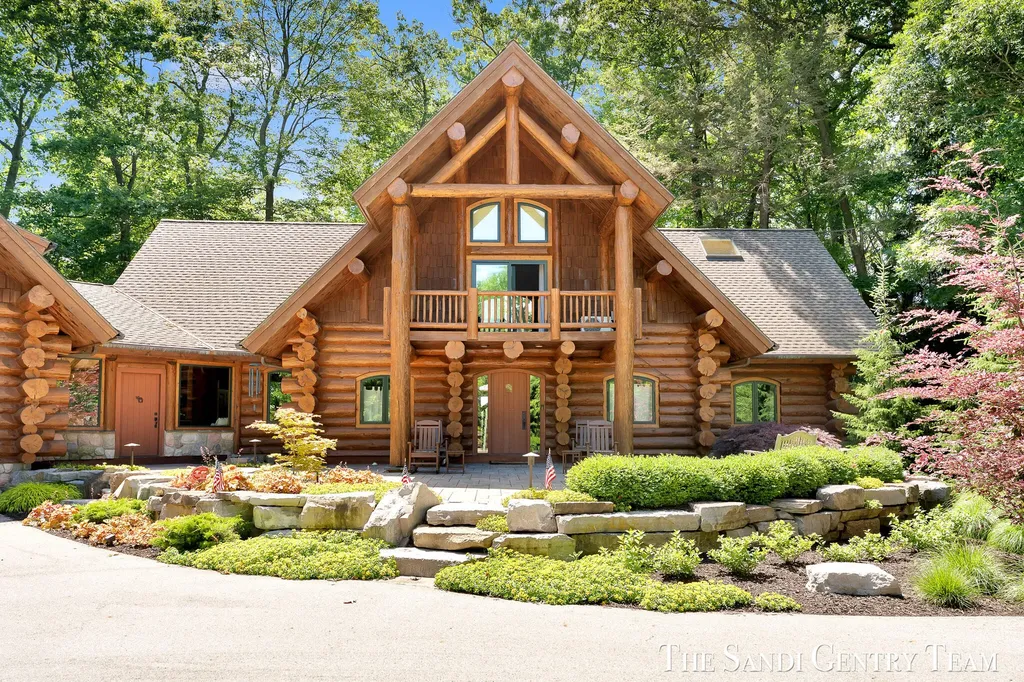 18131 N Fruitport Road Spring Lake Township MI 49456