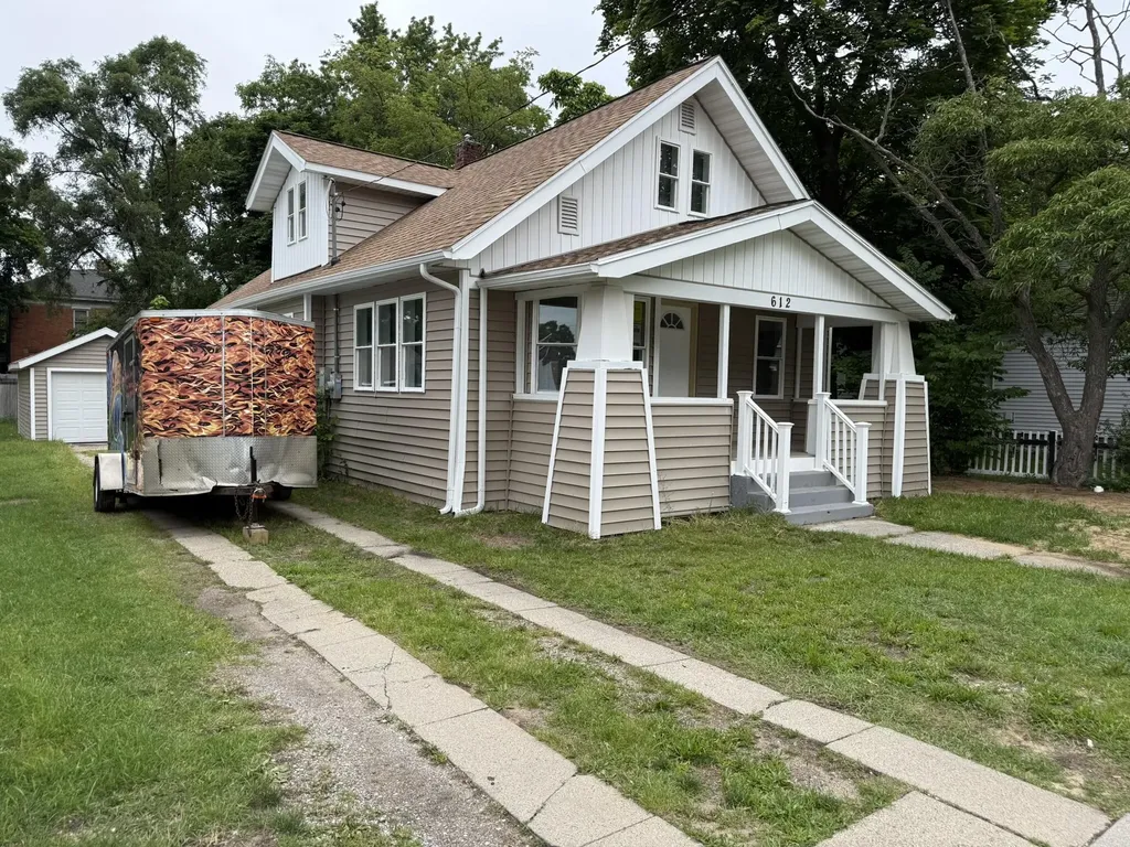 612 Ada Avenue Muskegon City MI 49442