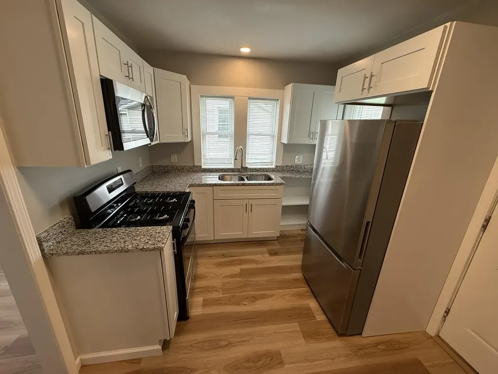 612 Ada Avenue Muskegon City MI 49442