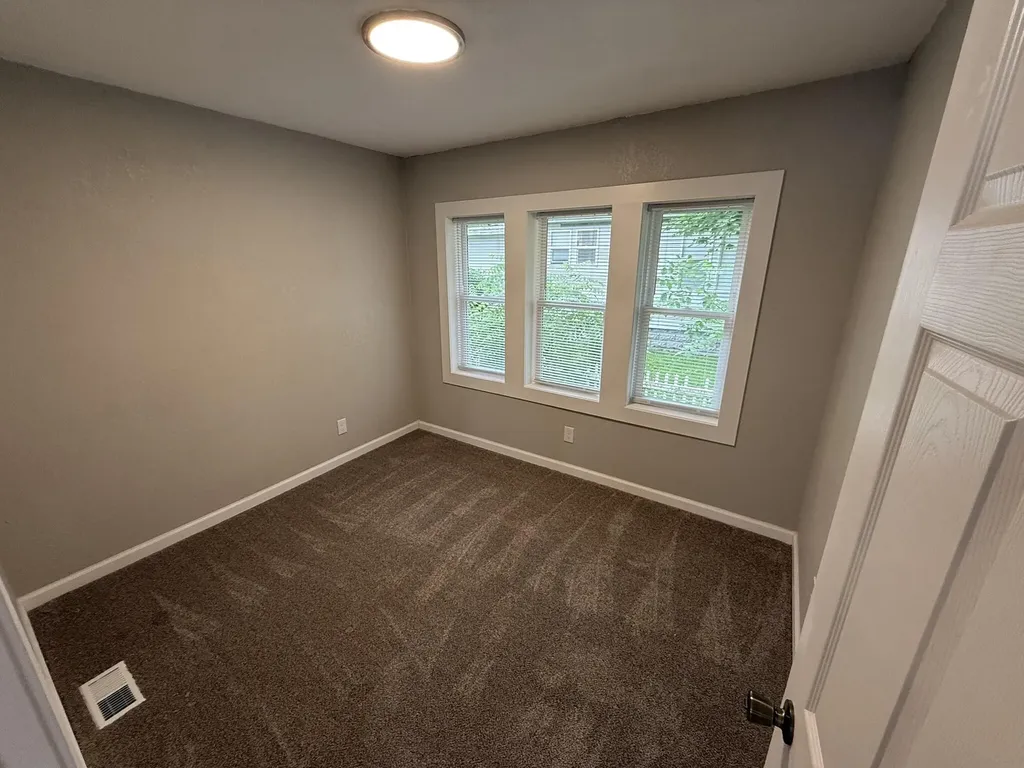 612 Ada Avenue Muskegon City MI 49442