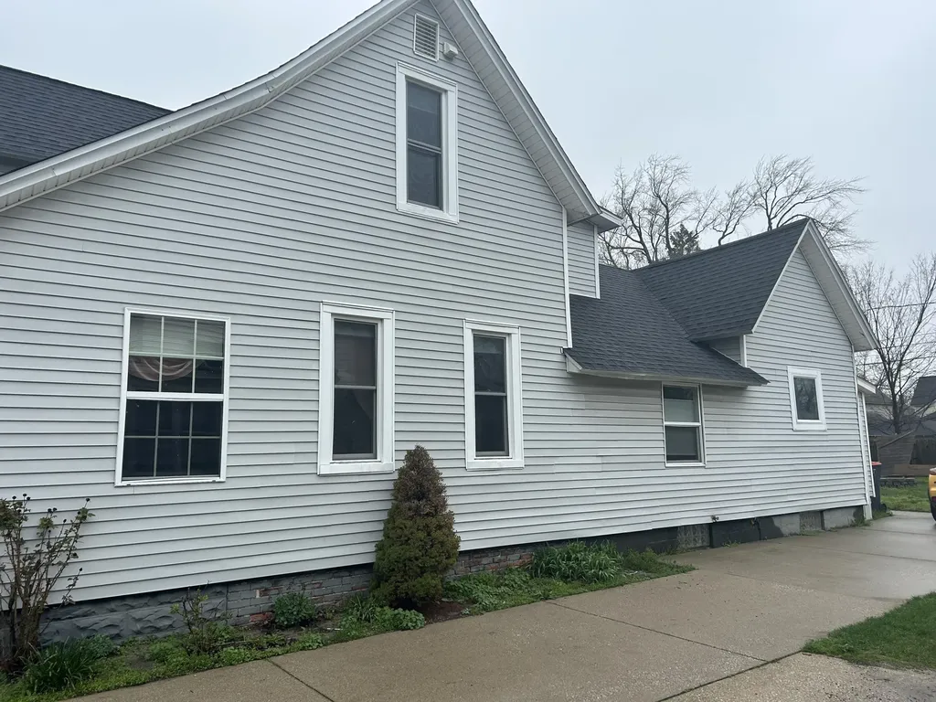 45 E 18th Street Holland City MI 49423