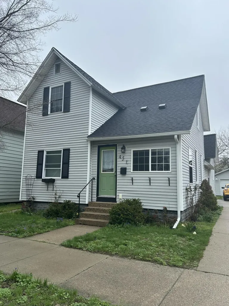 45 E 18th Street Holland City MI 49423