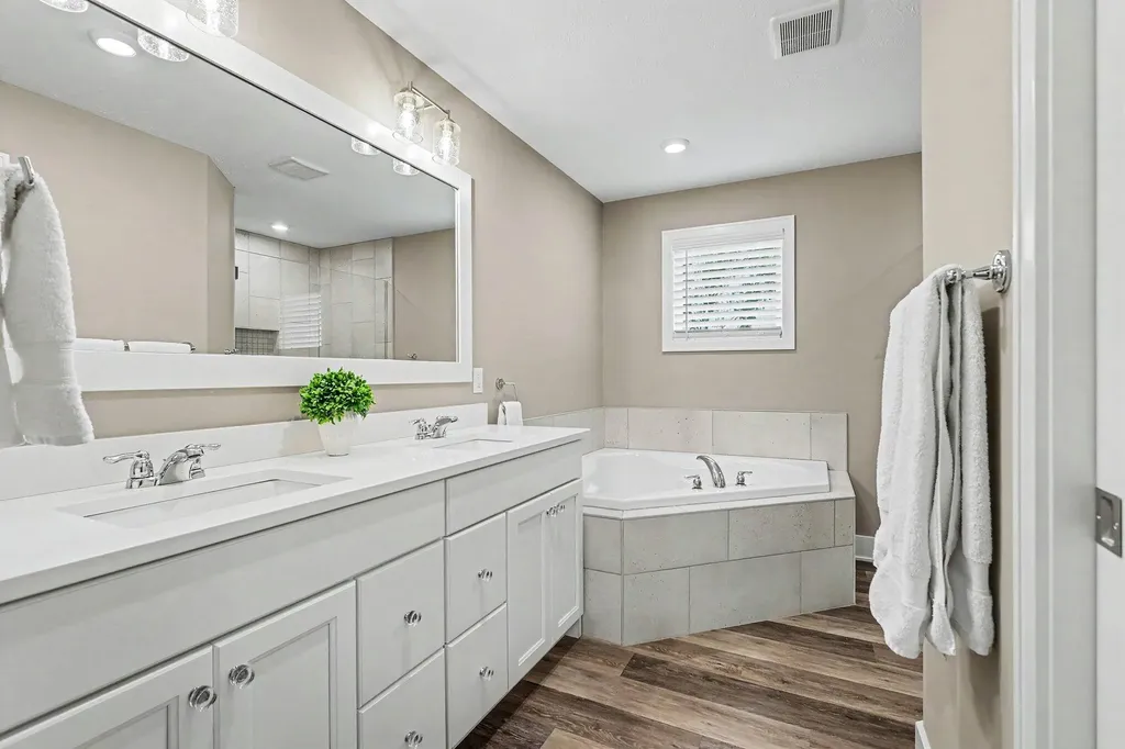 13652 Whitfield Drive Crockery Township MI 49448