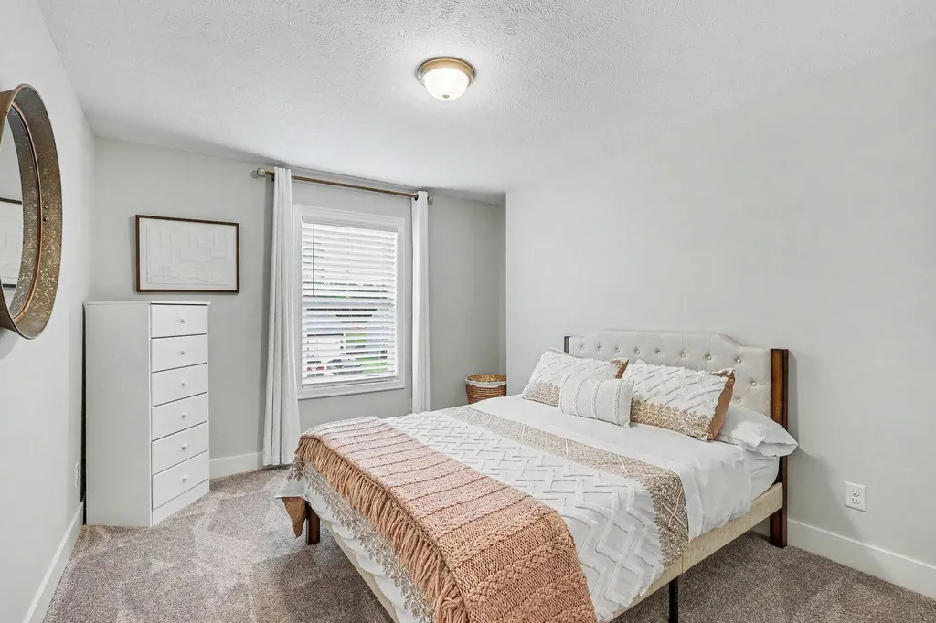 13652 Whitfield Drive Crockery Township MI 49448
