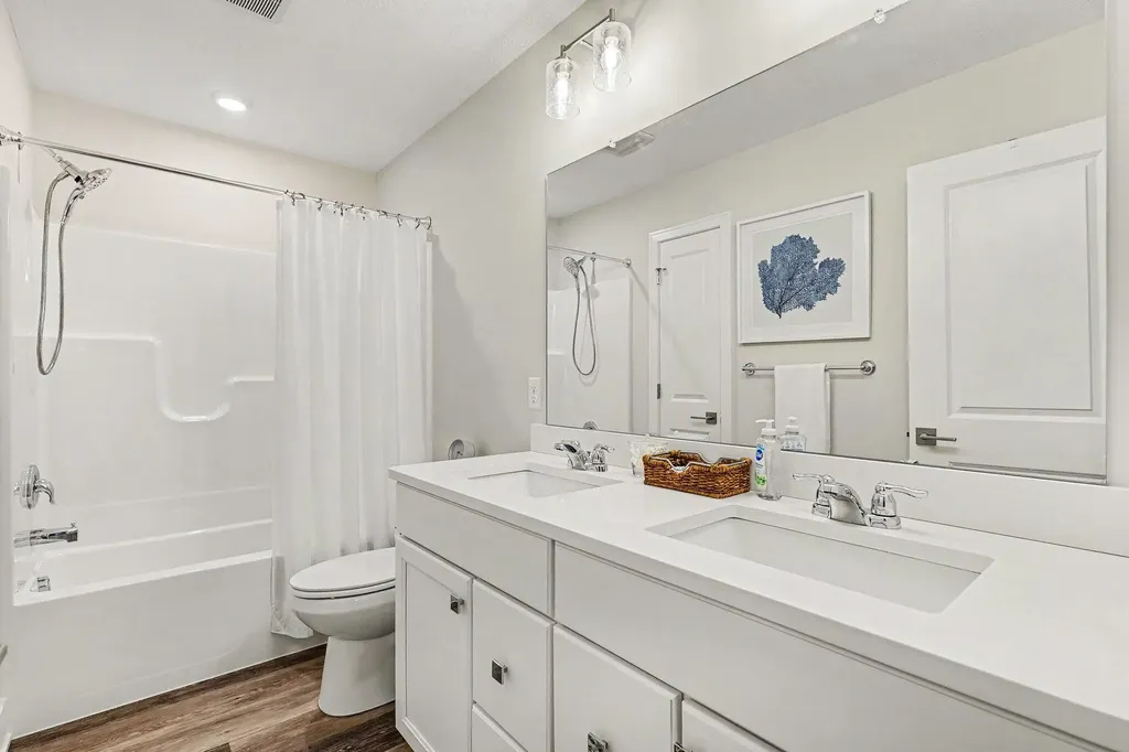 13652 Whitfield Drive Crockery Township MI 49448