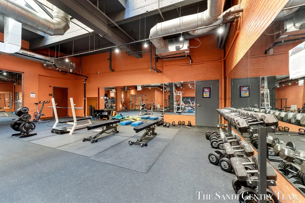 600 Broadway Avenue NW Grand Rapids City MI 49504
