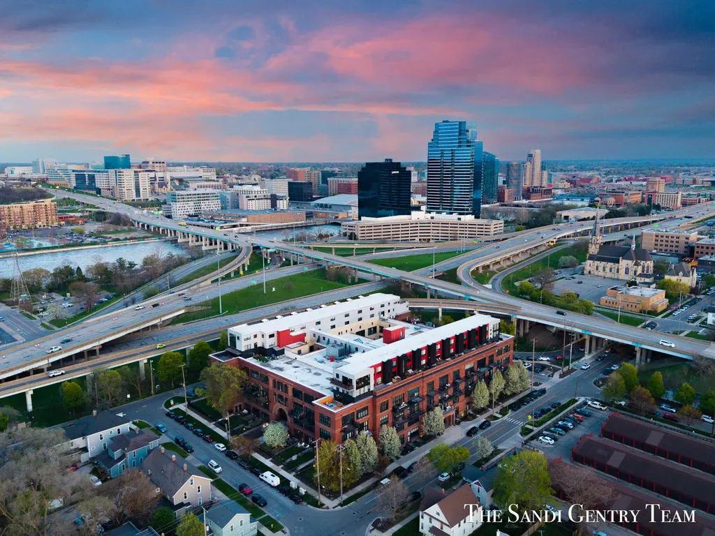 600 Broadway Avenue NW Grand Rapids City MI 49504