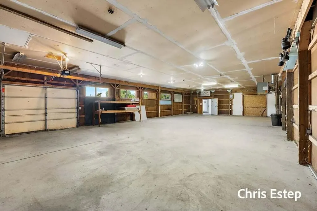 4319 E Apple Avenue Egelston Township MI 49442